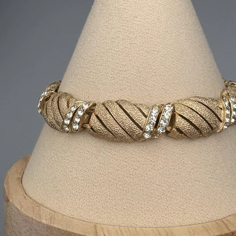 Vintage Trifari Bracelet Gold Tone Faux Rhinestones Textured MCM Elegant